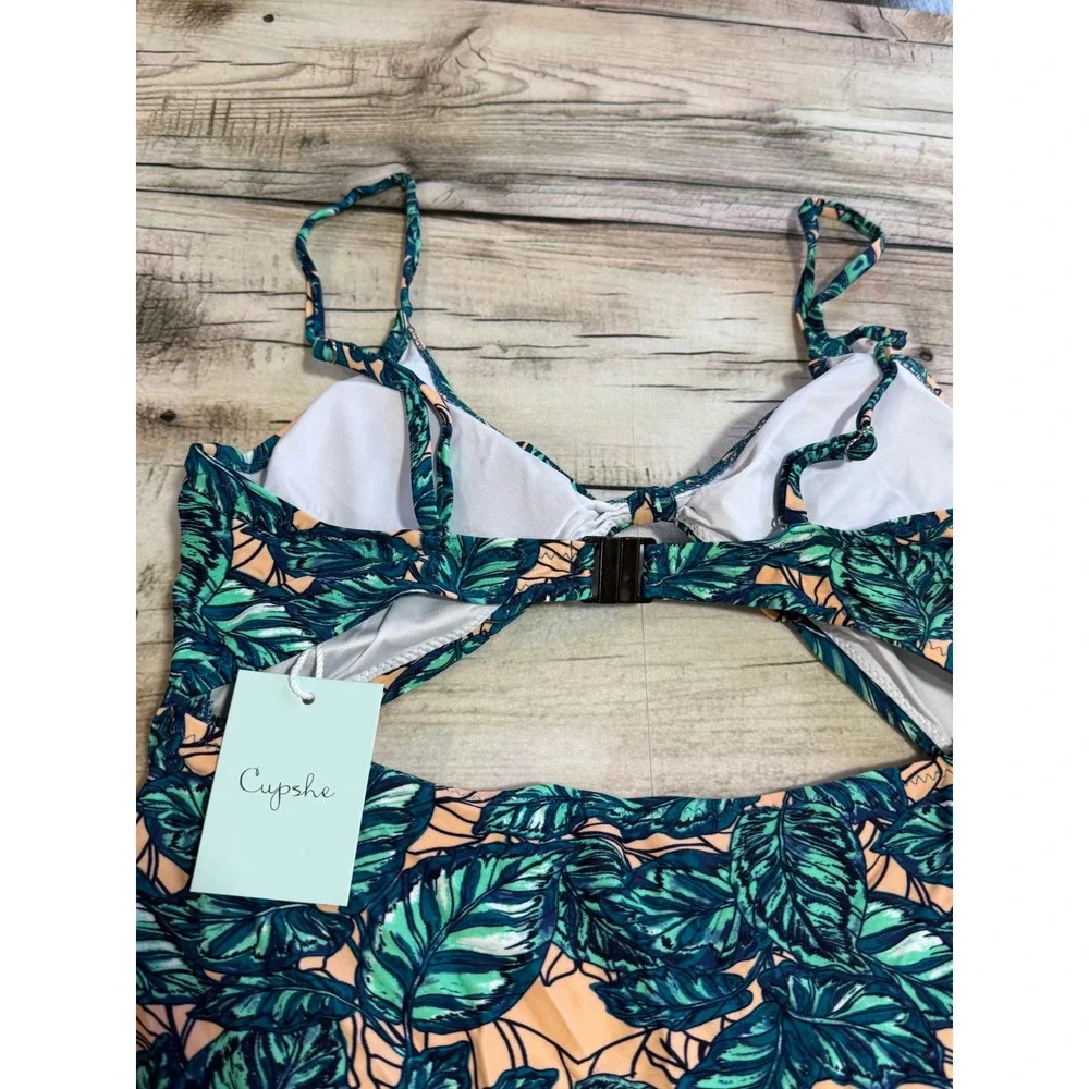 Cupshe Tropical Leaf Print Cutout One Piece Swimsuit Green Peach‎ Floral M